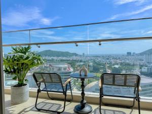 Sunhouse The Sóng Apartment