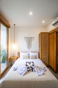 NEW! Spring Villa - 2BR Villa in Kerobokan