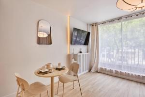Appartements Superb Parisian Suite-Pere Lachaise : photos des chambres