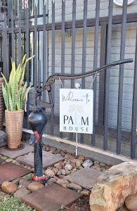 Palm House Accommodation White River