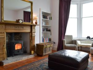 Fircliff - The House On Bute