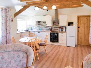 Bryn Eithin - Cottage