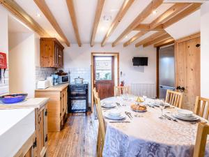 Seaton Mote - Uk31992