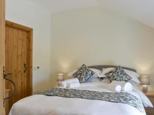 Deer Park Barn - Uk33323