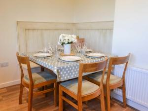 Low Chibburn Farm Cottage