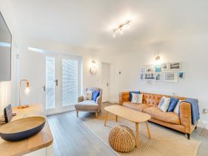 5 Vista Apartments