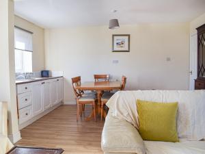 Bamburgh House - Uk46435