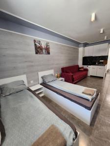 Continental studios 4