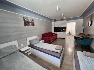 Continental studios 4