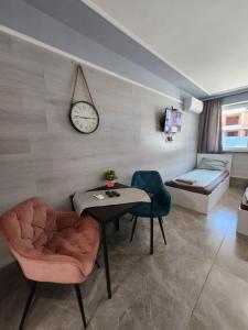 Continental studios 4