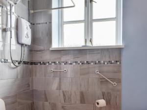 Pheasant Pens 1 - Uk50187