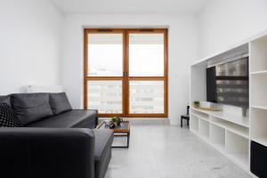 Zoliborz Stylish Apartment with Parking by Noclegi Renters