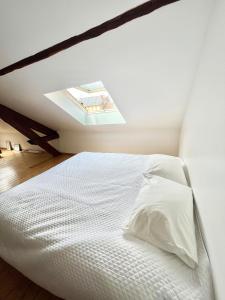 Maison Blanc de blanc - Guest Room in a Family Home