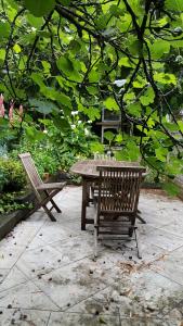 Maisons de vacances A L'Ombre Du Figuier : photos des chambres