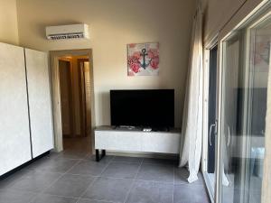 Timetofreedom Crystal of the lake