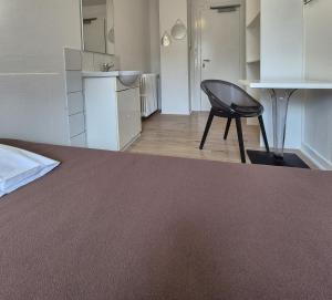 Hotels Budget Hotel Weber - Strasbourg Centre Gare : photos des chambres