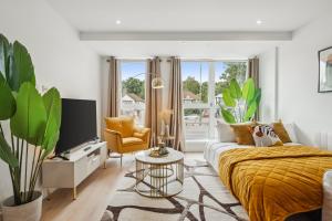 Apartment in Wimbledon with Cinema, Gym, Game Room! Upto 30 Percent OFF