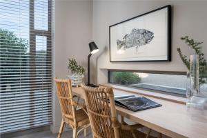 Romansbaai Collection