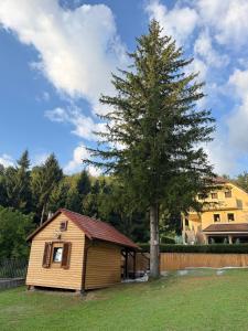 Vila Tin & Koča Tin 