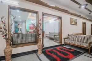 Hotel O by OYO Delight Inn Hafizpet station