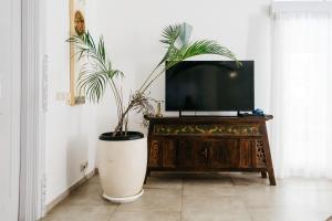 3BR, Sanur, Villa, Warm Pool, Piano, King, Tubs