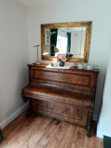 The Feathered Nest Apartment at The Cracked Hen