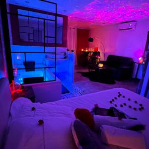 Amour Azur Appartement pour 2 avec jacuzzi et terrasse à 2 minutes de la mer