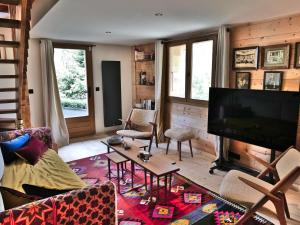 Chalets Chalet renove pour 10 personnes au Chinaillon avec bain nordique - FR-1-458-218 : photos des chambres