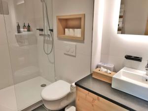 Chalets Chalet renove pour 10 personnes au Chinaillon avec bain nordique - FR-1-458-218 : photos des chambres