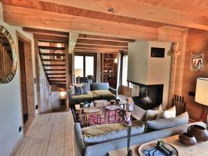 Chalets Chalet renove pour 10 personnes au Chinaillon avec bain nordique - FR-1-458-218 : photos des chambres