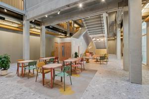 Hotels All Suites Hotel - Paris Pleyel - L-Ile Saint Denis : photos des chambres