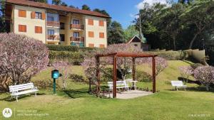 Condomínio Alto da Boa Vista - 3hvězdičkové hotely ve městě Campos do Jordão