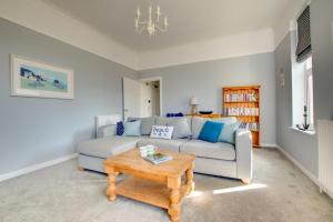 3 Bed in Swanage oc-wy520