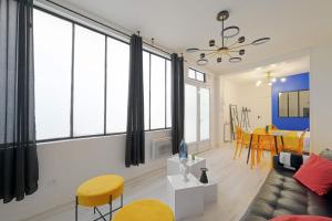 Modern Large Studio Apartment for 3 - 2-star hotels in Paris