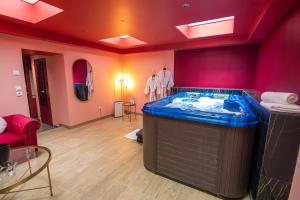 Appartements La Parenthese Numero 6 - Jacuzzi Reims : photos des chambres