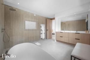 Sejours a la campagne Domaine Bellevue Ste-Victoire View Pools & Cinema : photos des chambres