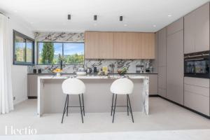 Sejours a la campagne Domaine Bellevue Ste-Victoire View Pools & Cinema : photos des chambres