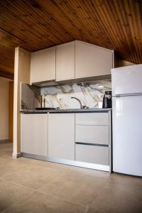 ANGO Secont Floor Apartment