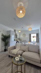 Flat 8, Cupar Apartments.