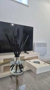 Flat 8, Cupar Apartments.