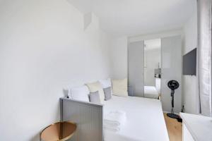 Charming studio L028