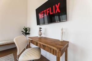 Arts District Stay, Walk to Little Tokyo with Parking