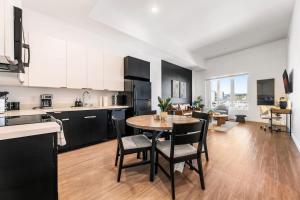 Central LA Hideaway, Steps from Japanese Village