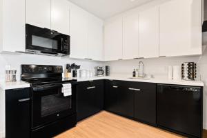 Spacious 1-Bedroom Gem with Downtown LA Views