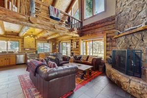 Sunriver Log Cabin