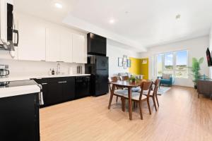 Designer Stay in Arts District, Walk to Little Tokyo