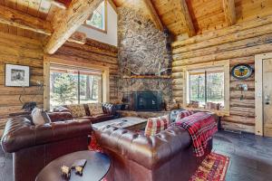 Sunriver Log Cabin