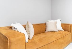 Cozy Private Apartment Near NYC Light Rail