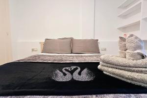 Las Americas Camison With Pool and Patio 7 By Tenerife365