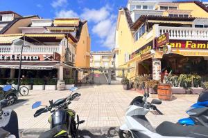 Las Americas Camison With Pool and Patio 7 By Tenerife365